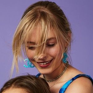 Meet your Posher, Eva